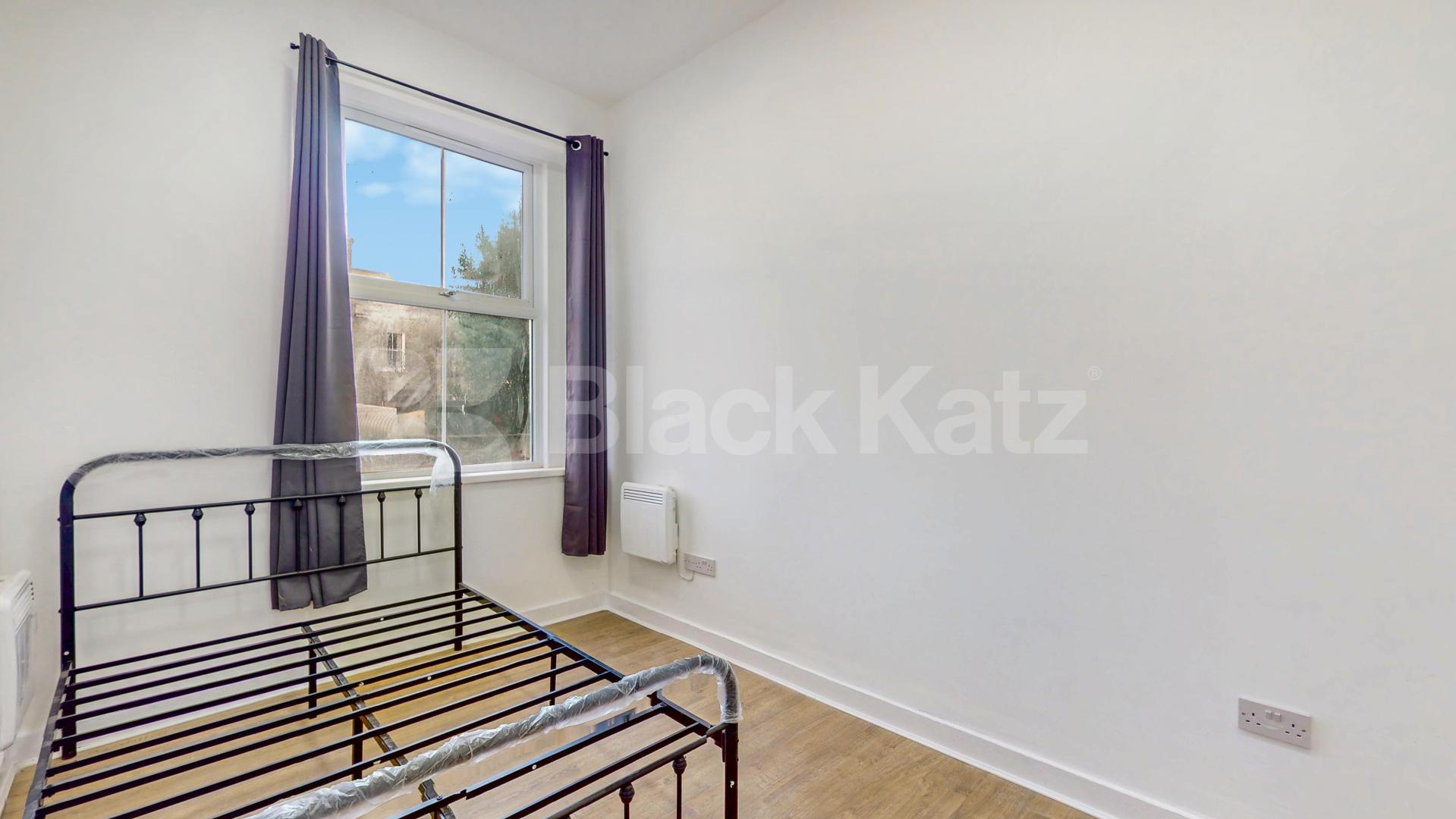 Newly refurbished large 3 bedroom property close to Caledonian Rd station Camden Road, Holloway / Caledonian Road